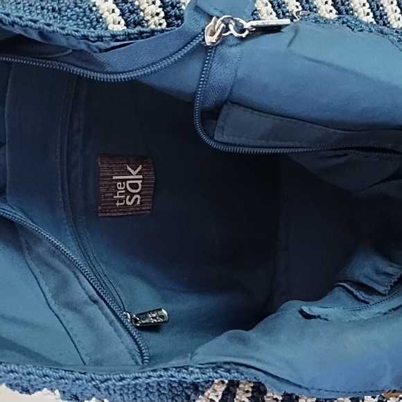 THE SAK Indio Crochet Gypsy Shoulder Bag - Picture 7 of 13